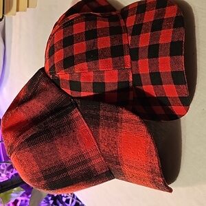 Bundle of 2 Red Ball Cap hats nwot